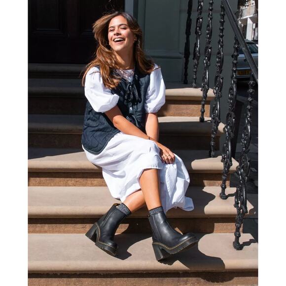 Dr. Martens Spence Leather Flared Heel Chelsea Boots in Black - Picture 1 of 7